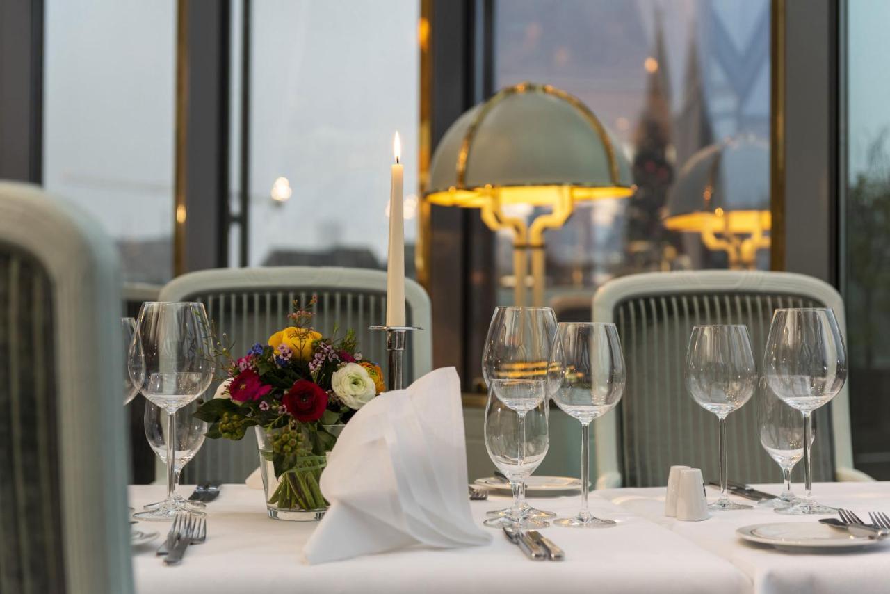 Maritim Hotel Koln Exterior photo Restaurant